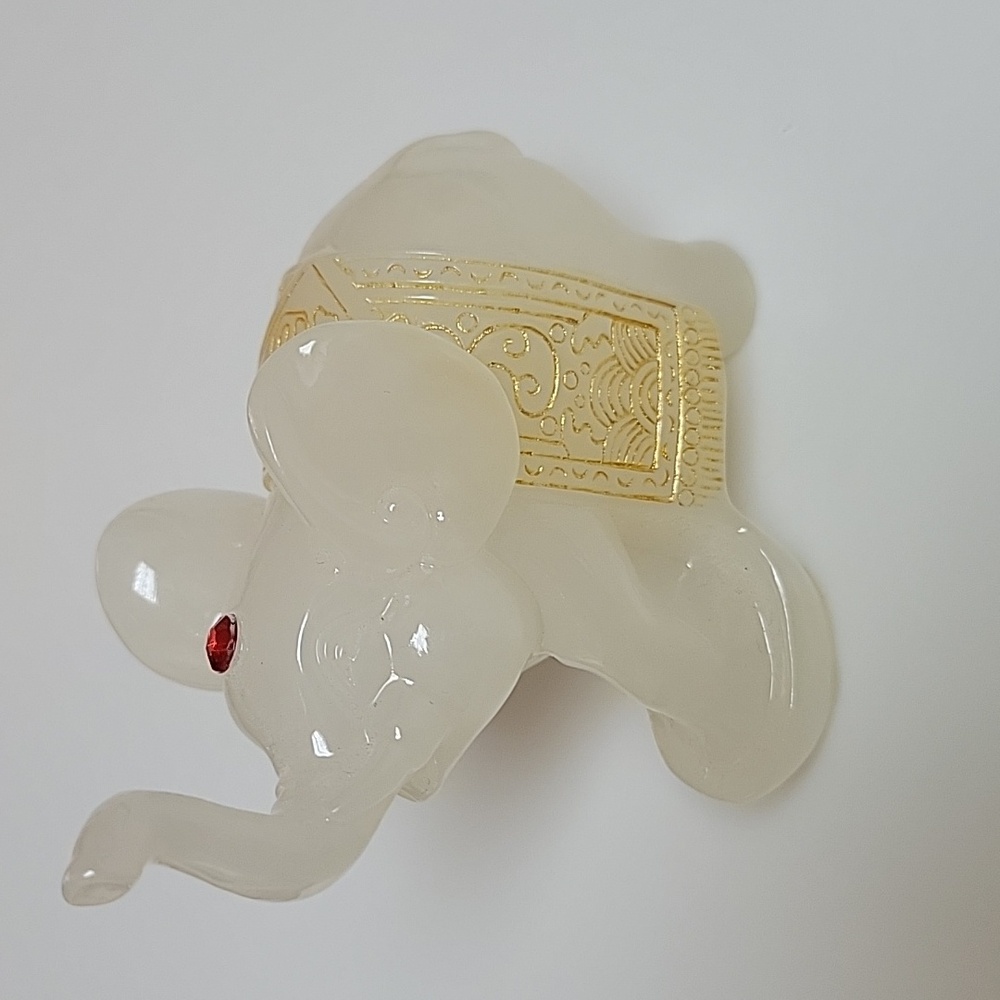 Feng Shui Set of 3 White Jade Elephant Figurines with Gold Accents - Picture 9 of 11